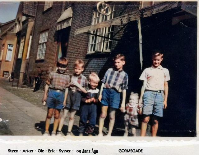 
Legekammerater fra Gormsgade


